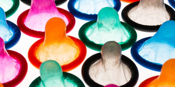 Kondom beim gerissen sex Kondom: 8,690