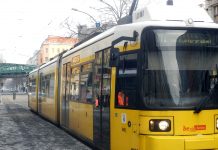 Berlin: Straßenbahn M1