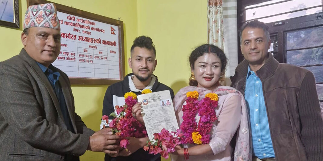 Maya Gurung und Surenda Pandey